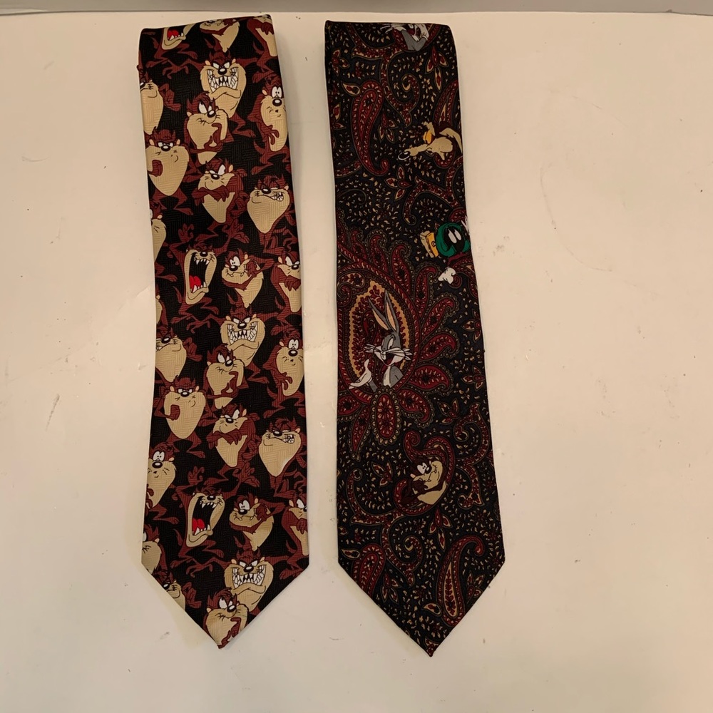 2 Looney Tunes neck ties Taz Bugs, Coyote, Marvin